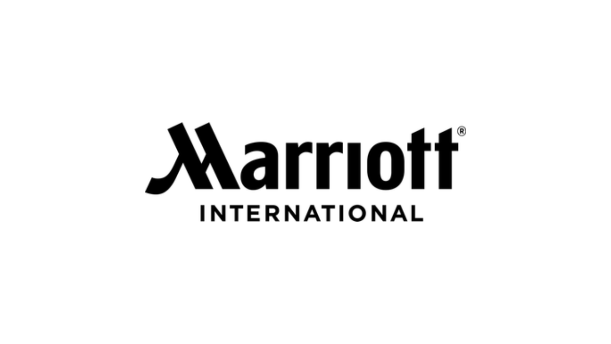 Petugas Seragam Di Marriott International